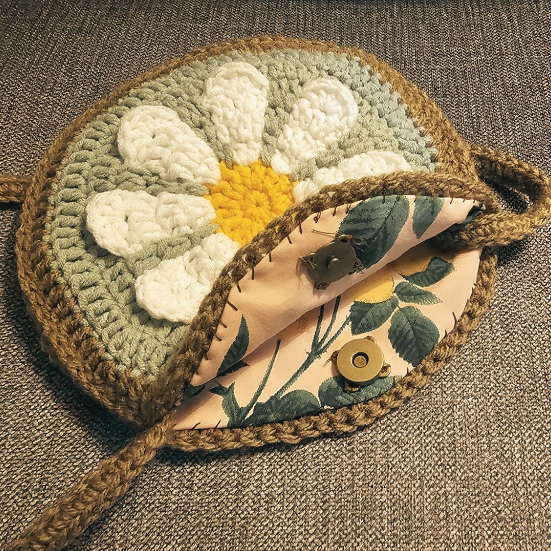 PDF - Retro Daisy Round Bag Crochet Pattern