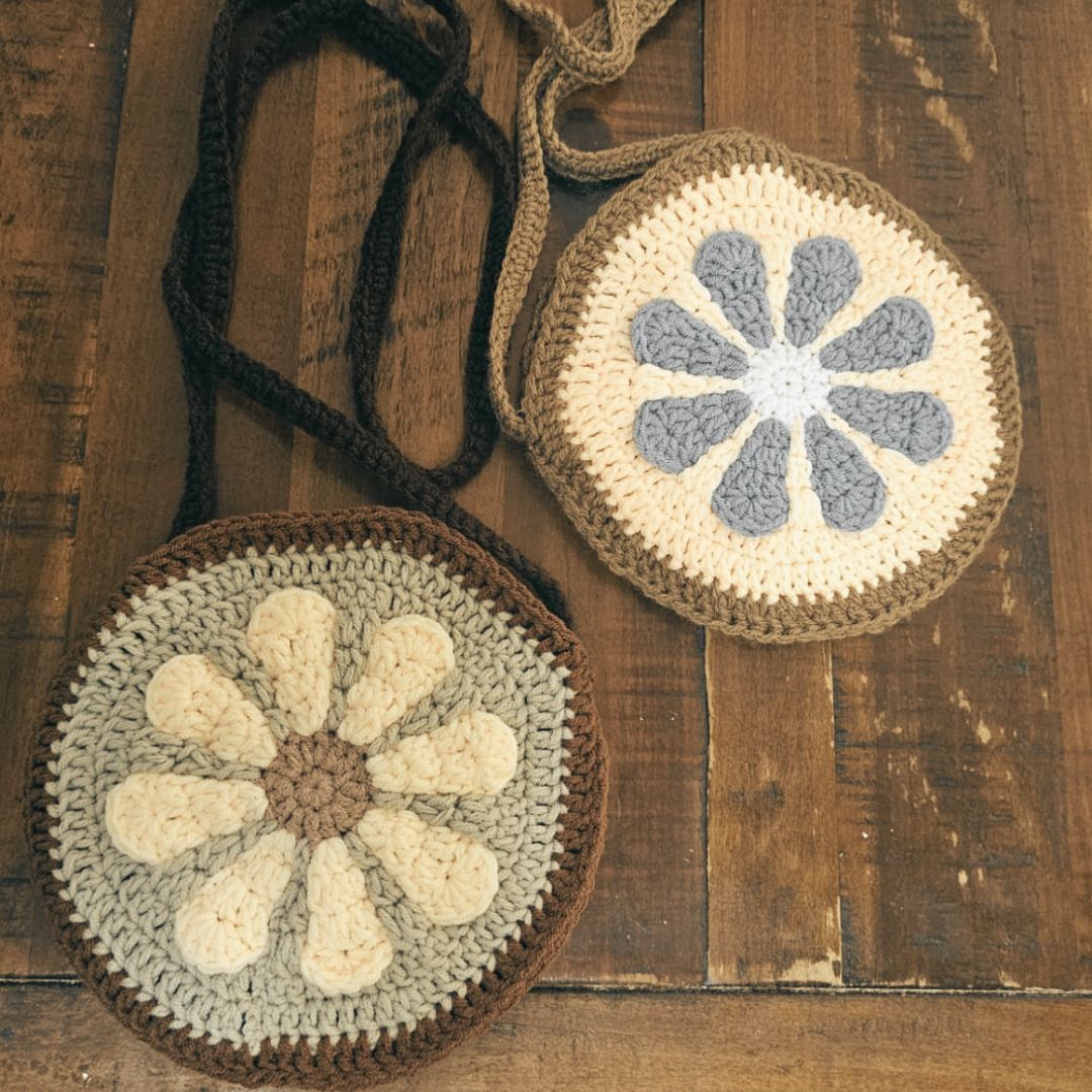 PDF - Retro Daisy Round Bag Crochet Pattern
