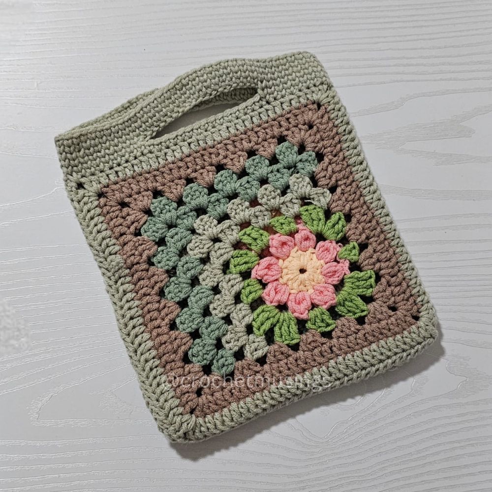 PDF - Corner Flower Granny Square Bag Crochet Pattern