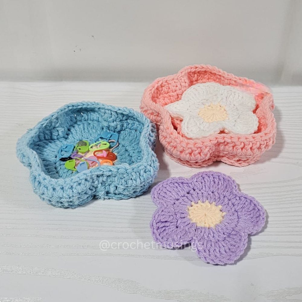 PDF - Easy Flower Coaster Set Crochet Pattern