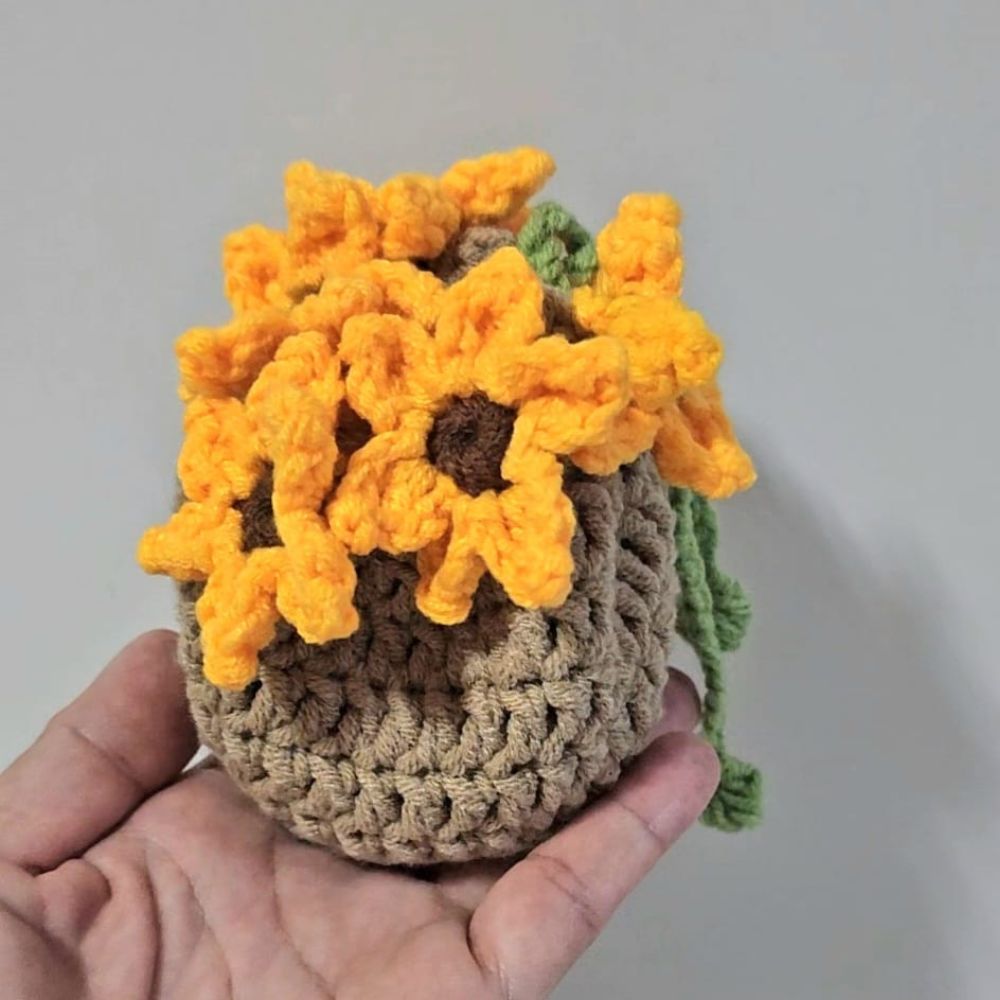 PDF - Flower Bouquet Drawstring Pouch Crochet Pattern.