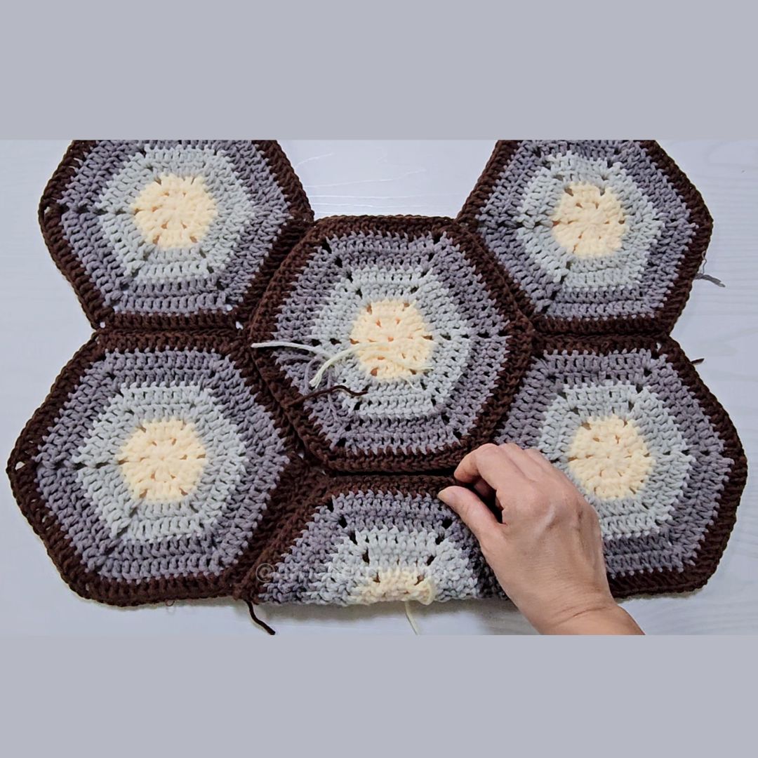 PDF - Hexagon Granny Square Tote Bag Crochet Pattern