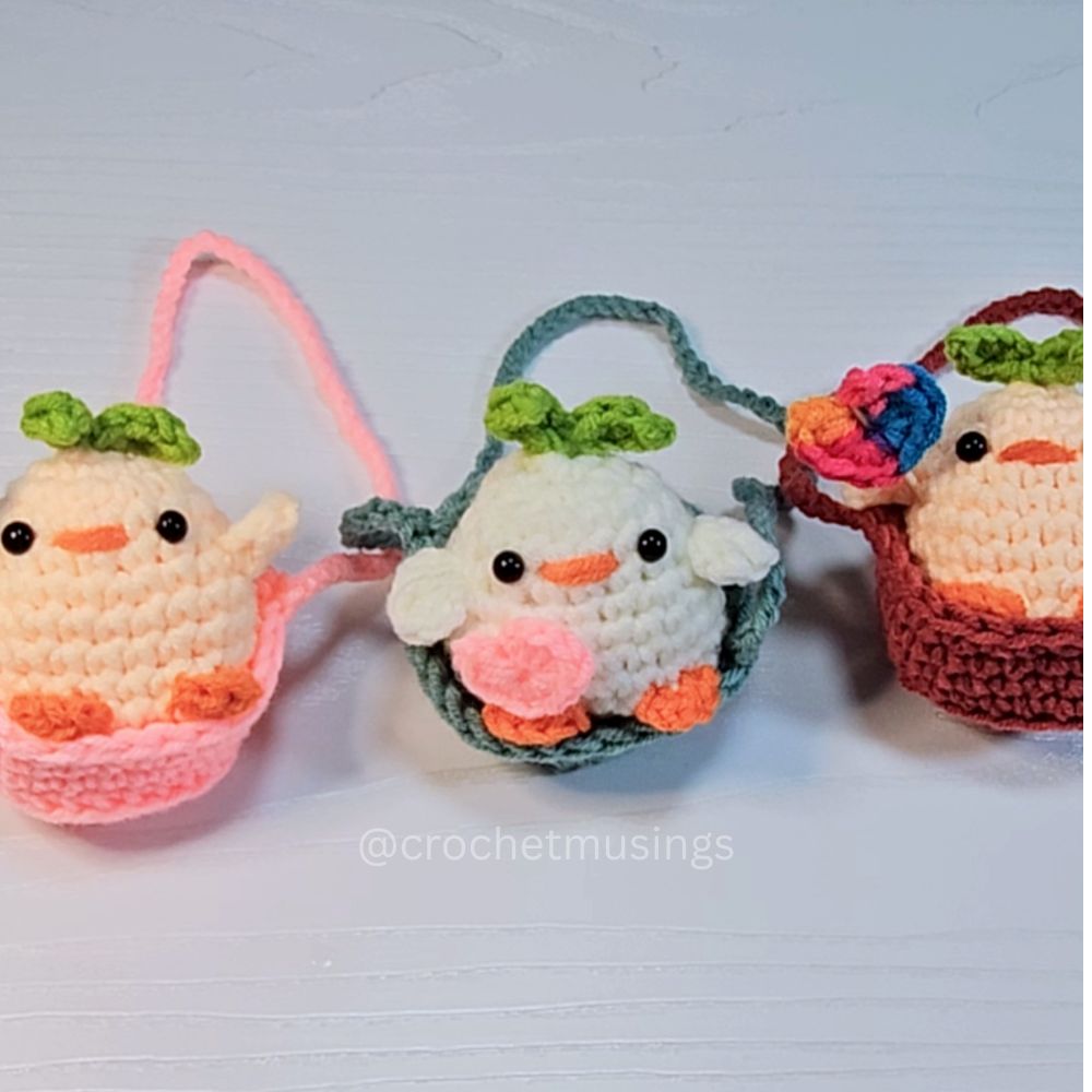 PDF - Mini Chick In Hanging Basket Crochet Pattern
